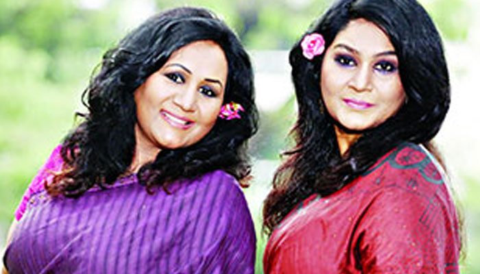 দুই বোনের কণ্ঠে বাবার গান