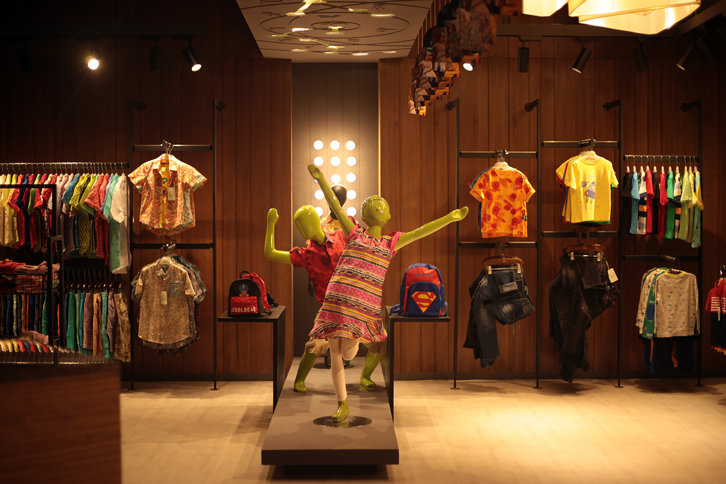 ময়মনসিংহে নোঙড় ফেলল সেইলর, কেনাকাটায় মিলবে বিমান টিকিট