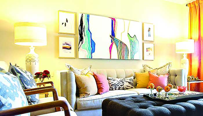 দেয়ালজুড়ে শৌখিনতা