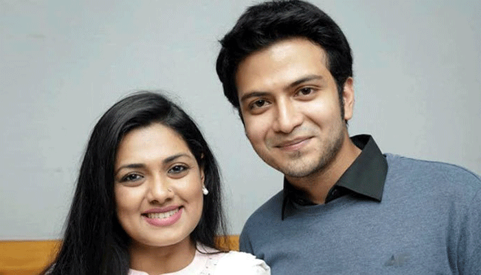 বেদের মেয়ে নাটকে তিশা-রোহান