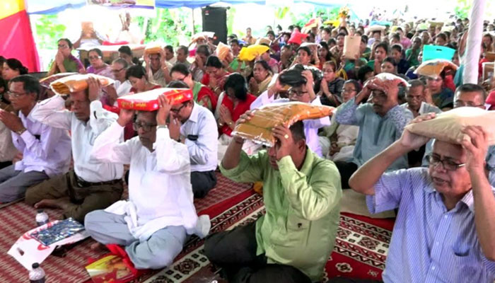 আসামবস্তী বুদ্ধাংকুর বৌদ্ধ বিহারে মাসব্যাপী কঠিন চীবর দান উৎসব শুরু