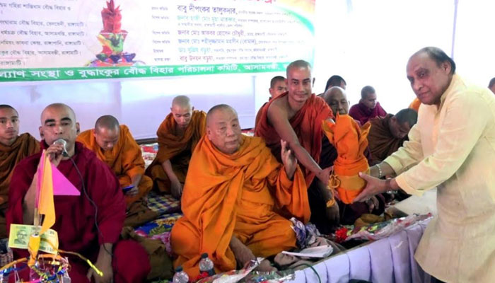 আসামবস্তী বুদ্ধাংকুর বৌদ্ধ বিহারে মাসব্যাপী কঠিন চীবর দান উৎসব শুরু