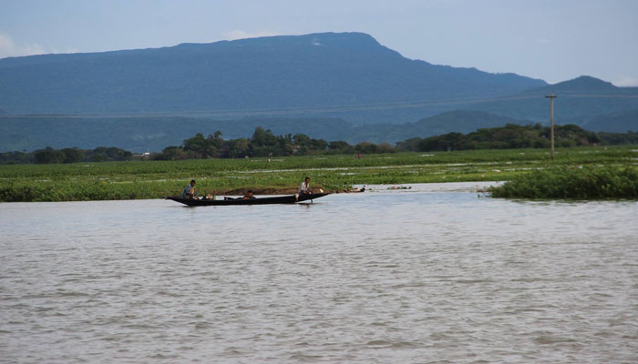 অপার সৌন্দর্যের লীলাভূমি তাহিরপুর