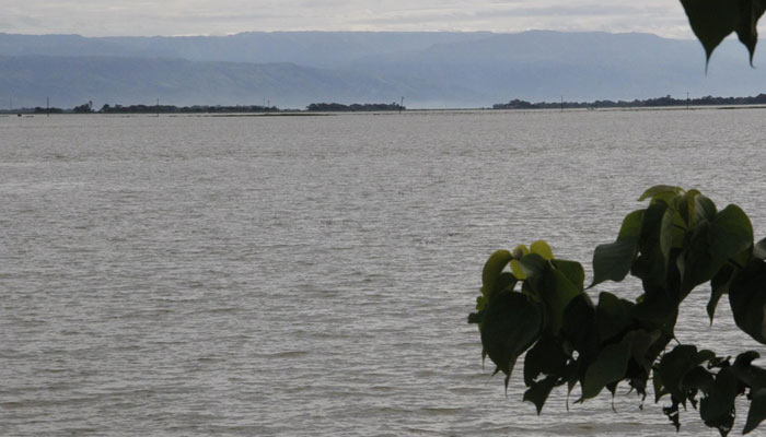 অপার সৌন্দর্যের লীলাভূমি তাহিরপুর