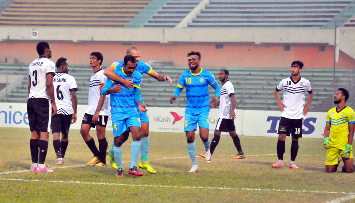 কোয়ার্টার ফাইনালে আবাহনী