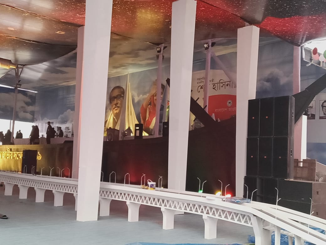 আওয়ামী লীগের সম্মেলনে ইতিহাসের ছোঁয়া