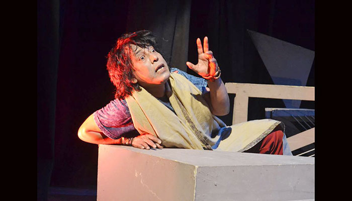 নাটকে নাটকে থিয়েটারের জন্মোৎসব