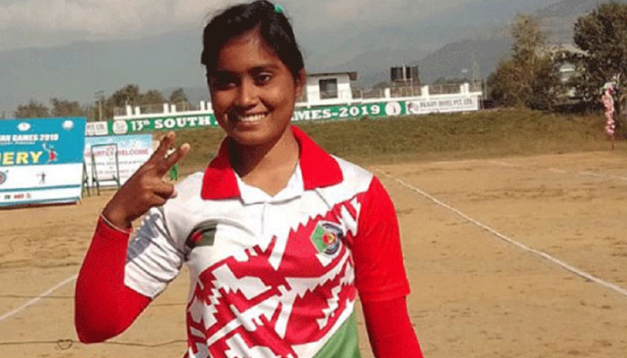 স্বর্ণকন্যা ইতির কথা