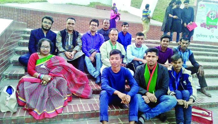 কবিতা ছড়া গানে মুখর বিকেল