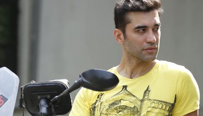 চলে গেলেন বলিউড অভিনেতা কুশল