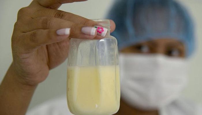 ‘হিউম্যান মিল্ক ব্যাংক’-এর বিরুদ্ধে আইনি নোটিশ