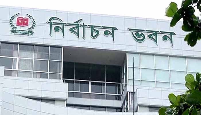 গভীর রাতে প্রচারণা চালানোয় ইসিতে অভিযোগ