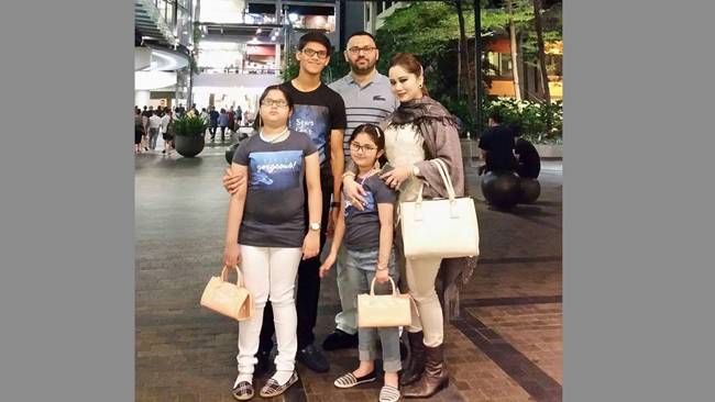 সামিরা এখন কোথায়?