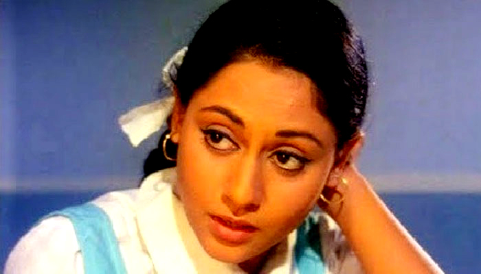 জন্মদিনে একা ঘরে জয়া