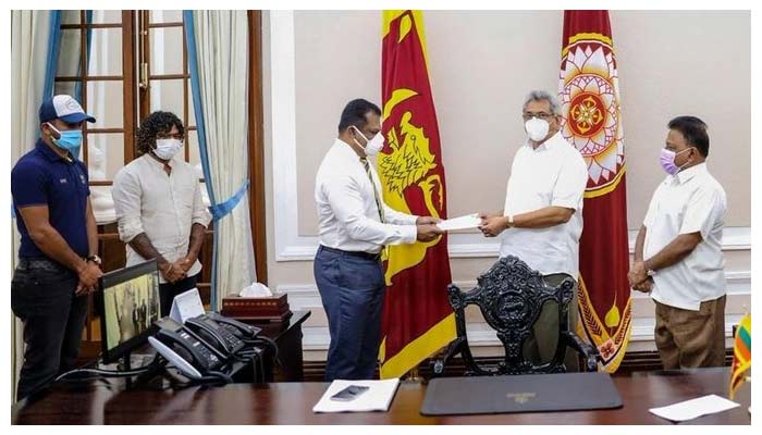 লঙ্কান সরকারের পাশে মালিঙ্গারা