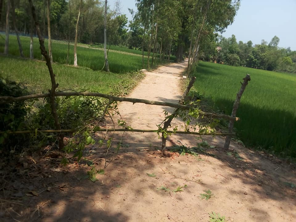 লকডাউনে অন্যরকম জীবন