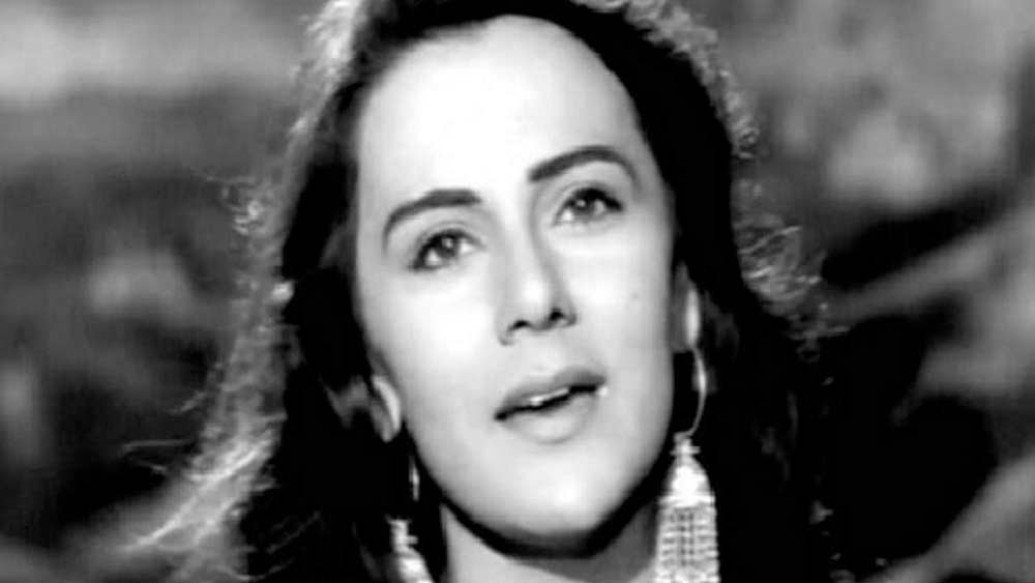 বয়স্ক পরিচালকের সঙ্গে লিভ-ইনে রহস্যময় পরিণতি