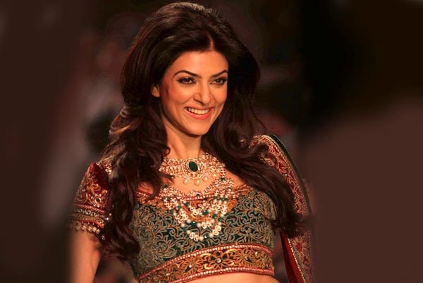 বয়স লুকিয়ে সুস্মিতার সঙ্গে প্রেম