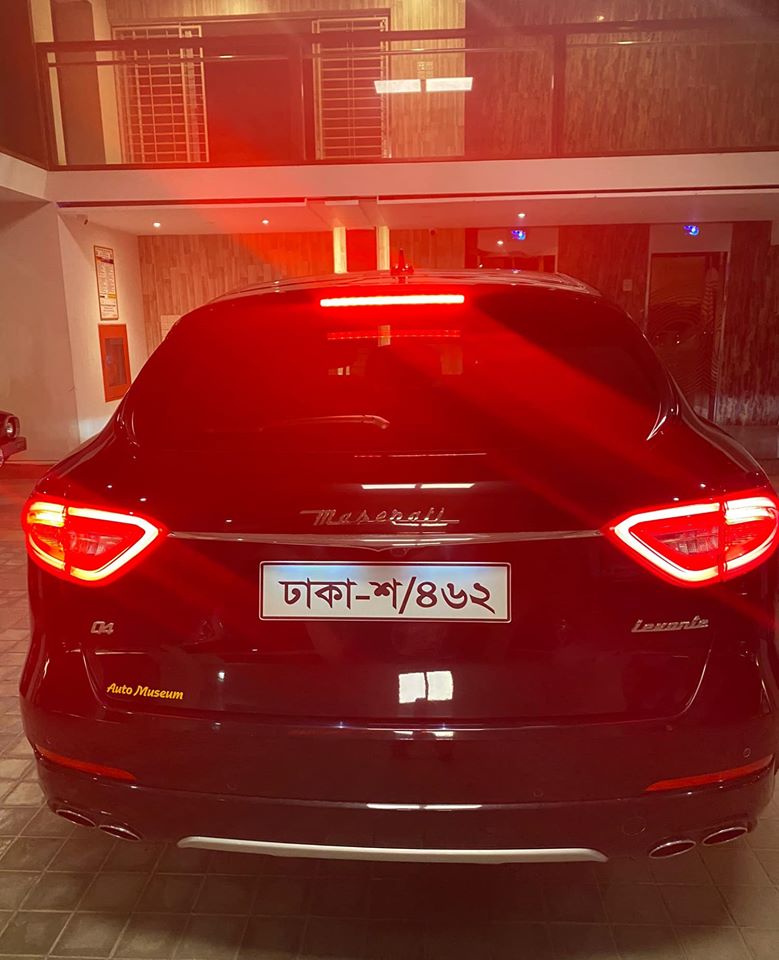 নয়া প্রেমিকের সঙ্গে পরিমনির ডেট