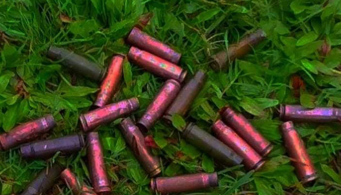 দুই দলের গোলাগুলিতে থমথমে বাঘাইছড়ি
