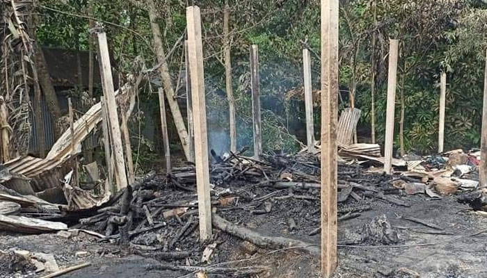 সাদুল্লাপুরে অগ্নিকাণ্ডে ২০ লক্ষাধিক টাকার ক্ষয়ক্ষতি