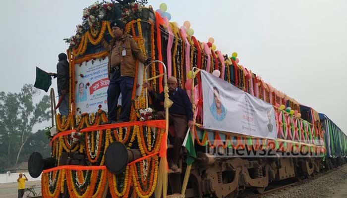 ঢাকা-শিলিগুড়ি ট্রেন চালু করতে কর্মকর্তারা যাচ্ছেন ভারতে