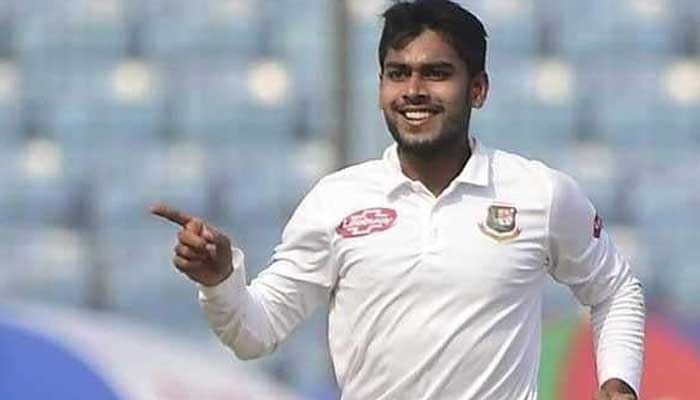 তৃতীয় ফিফটি তুলে নিলেন মিরাজ
