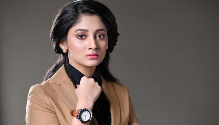 প্রথমবার শাকিবের নায়িকা পূজা চেরি