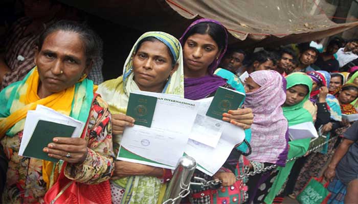 হতাশায় মধ্যপ্রাচ্য ফেরত ৮৫ ভাগ নারী শ্রমিক