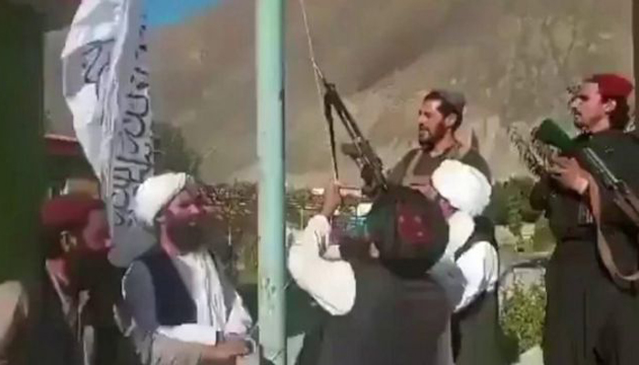 আফগান বিদ্রোহীদের ঘাঁটি পানশিরে উড়ল তালেবান পতাকা