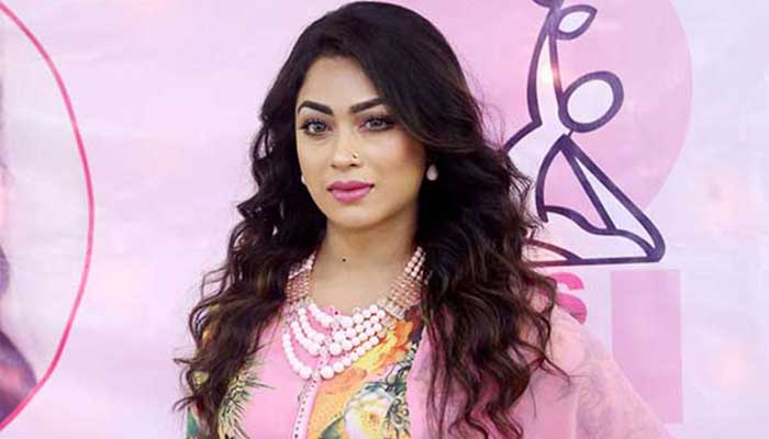 ১৪ মাস পর এফডিসিতে দেখা মিললো চিত্র নায়িকা পপির