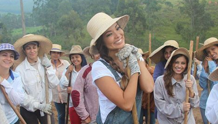 সুন্দরী হয়েও যে কারণে জীবনসঙ্গী পাচ্ছেন না গ্রামটির তরুণীরা!