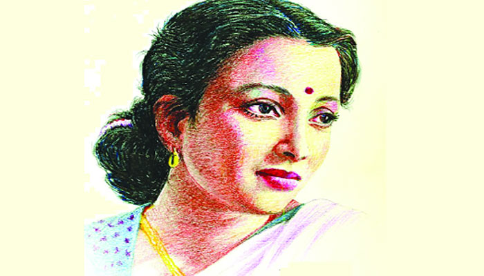 সম্মোহনের অসাধারণ প্রতীক : বাঙালির মানস সুন্দরী সুচিত্রা সেন