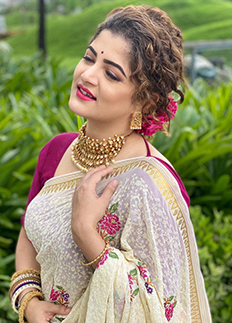 শ্রাবন্তীর হট ছবি ফাঁস