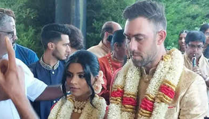 বিয়ের রাতে জুতা হারিয়ে থানায় এফআইআর ম্যাক্সওয়েলের!