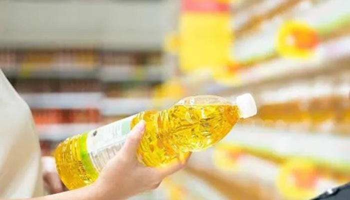 পাকিস্তানে এক লিটার তেলের দাম ৬০৫ রুপি