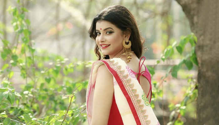 জন্মস্থান সুনামগঞ্জের বিপর্যয়ে কষ্ট পাচ্ছেন ফারিয়া