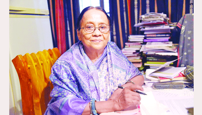 সেলিনা হোসেনের উপন্যাসে : ভাষা আন্দোলন ও মুক্তিযুদ্ধ