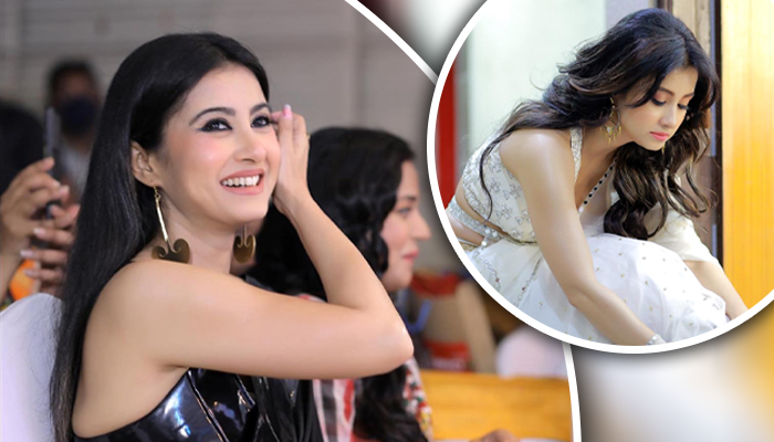 অভিনয়, নাচের পর গানের জগতে ‘টাপাটিনি গার্ল’ মনামী