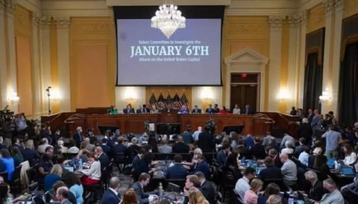 ক্যাপিটল হিলে হামলা: ট্রাম্পের বিরুদ্ধে 'অভ্যুত্থান চেষ্টা'র অভিযোগ