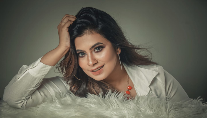 টিএম রেকর্ডসের ‘পালাবি কোথায়’ গানে ফের নারগিস ফাখরি