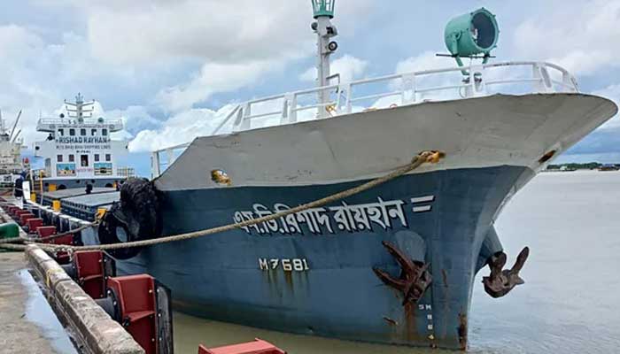 ট্রানজিট মেনে ভারতীয় পণ্যের প্রথম চালান এলো মোংলা বন্দরে