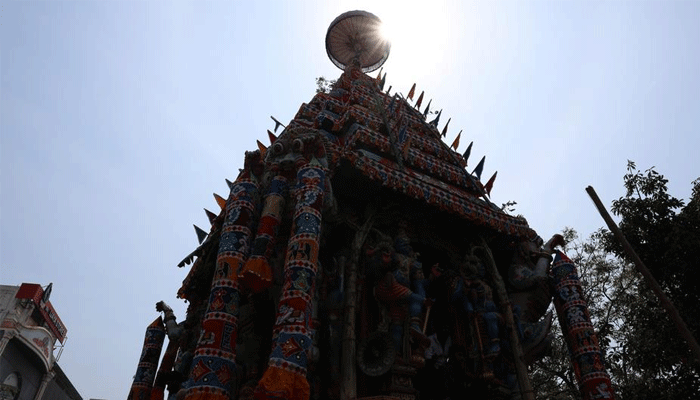শিবের মাথায় জল ঢালতে গিয়ে বিদ্যুৎস্পৃষ্টে নিহত ১০