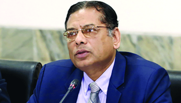 ড. মোস্তাফিজুর রহমান অর্থনীতিবিদ : সুরক্ষার আওতা বাড়াতে হবে