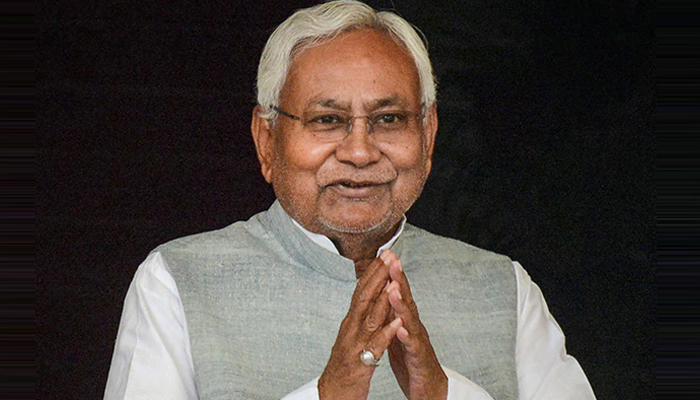 বিহারের মুখ্যমন্ত্রী হিসেবে শপথ নিলেন নীতিশ কুমার