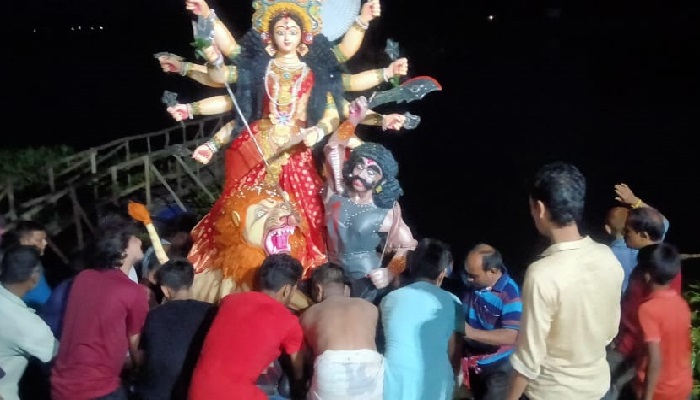 দেওয়ানগঞ্জে শেষ হলো দুর্গোৎসব