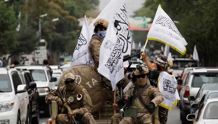 আফগানিস্তানে নারীসহ ১২ জনকে প্রকাশ্যে বেত্রাঘাত