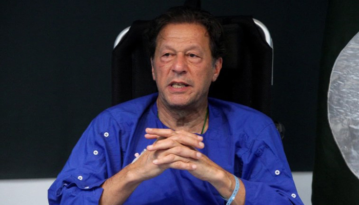 হাসপাতালেই সংবাদ সম্মেলন ইমরানের