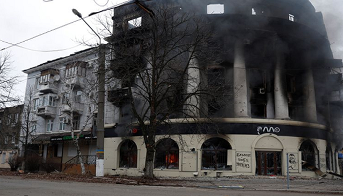 রুশ হামলায় খেরসন থেকে পালাচ্ছে নাগরিকরা