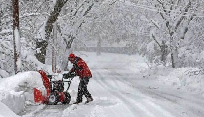 তুষারঝড়ে ম্লান বড়দিনের আনন্দ, যুক্তরাষ্ট্রে নিহত ১৯
